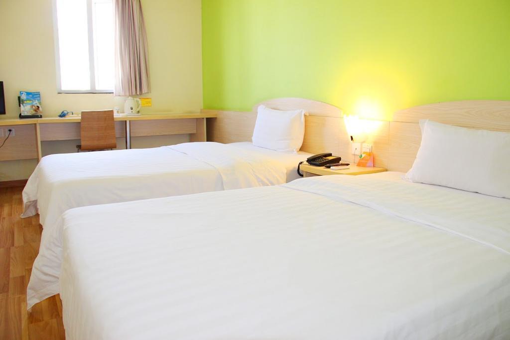 7Days Inn Chongqing Daxigou Renhe Street Buitenkant foto